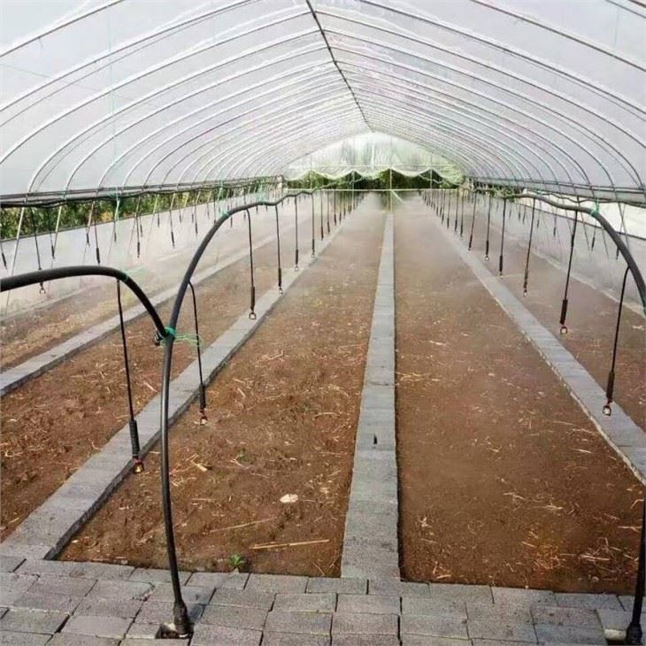 overhead-sprinkler-irrigation
